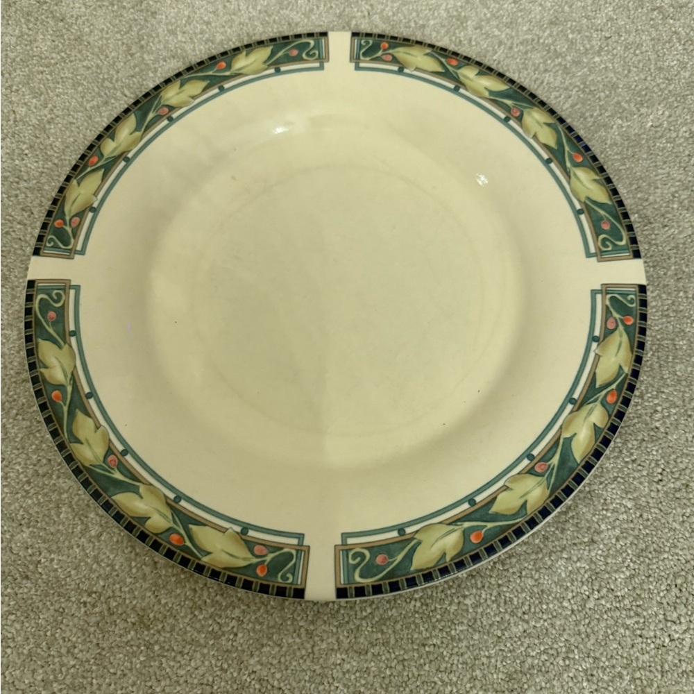 Pfaltzgraff Cream and Green Dinner Plate